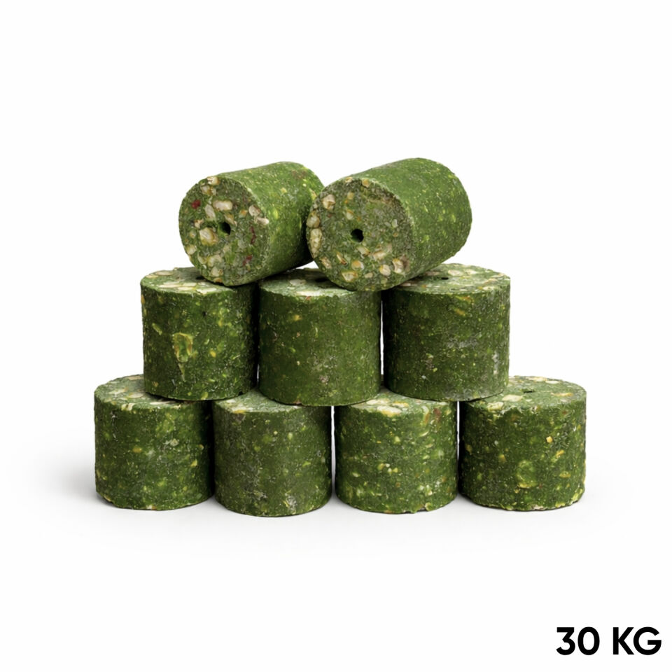 Sazan Yemi - Delikli Küspe - Mısır - Silindir - Yeşil - 30 Kg Paket