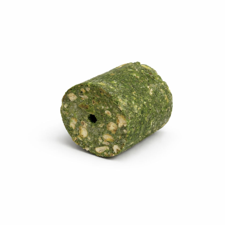 Sazan Yemi - Delikli Küspe - Mısır - Silindir - Yeşil - 30 Kg Paket